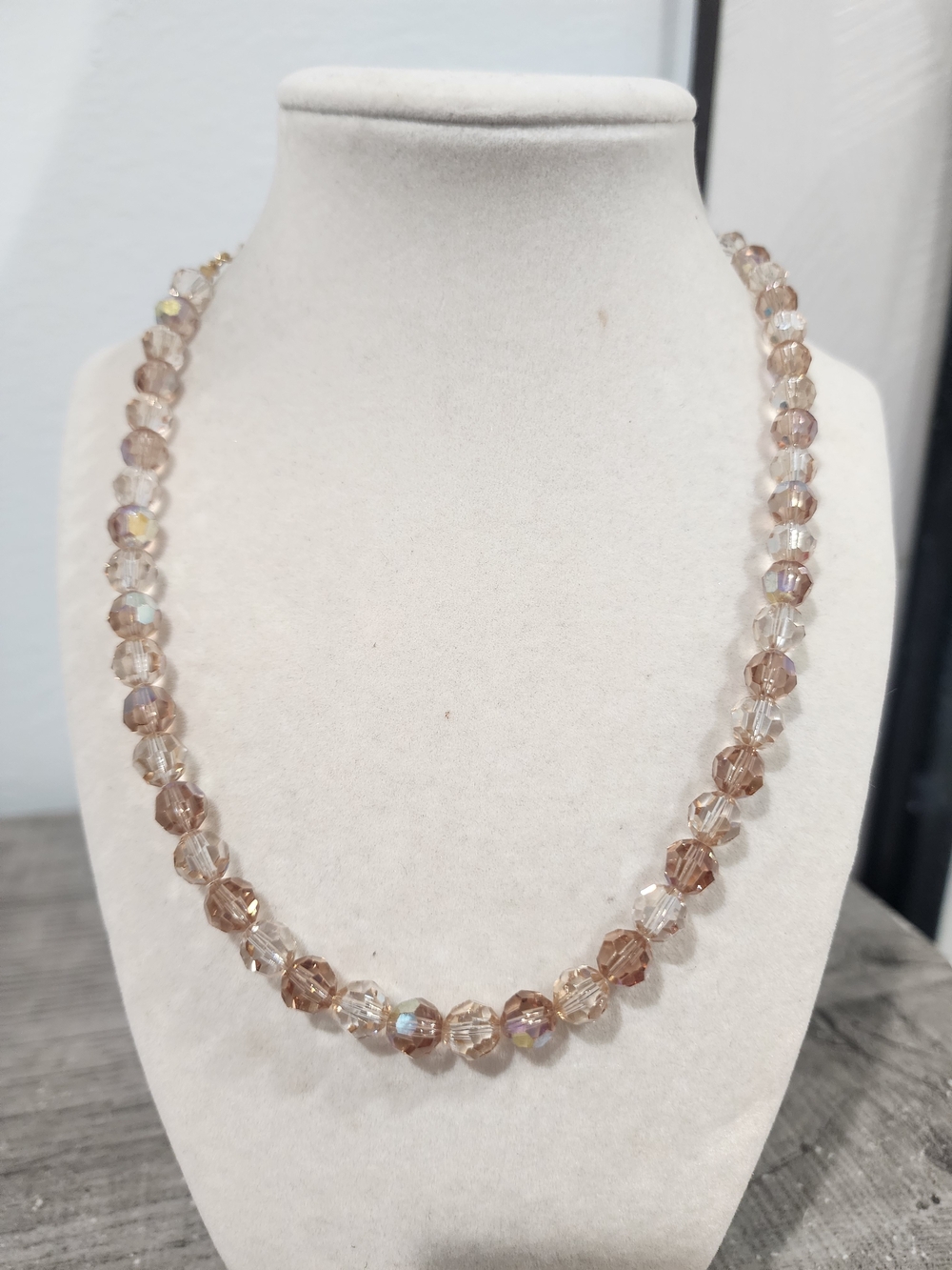 Elegant Faceted Bead Necklace - Neutral Champagne